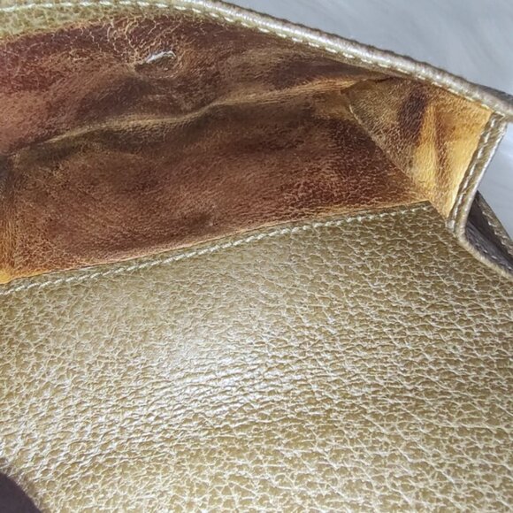 Gucci vintage belt clasp bifold compact wallet w/box EUC - Picture 8 of 10